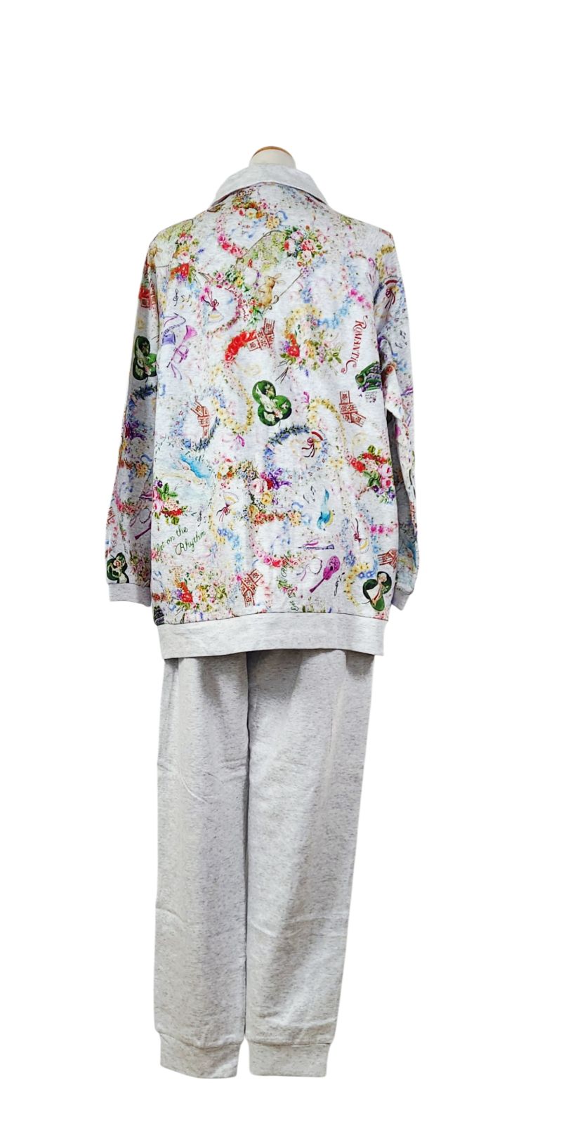 鴨居羊子パジャマ 新品未使用‼️TUNIC 長袖パジャマ 襟付き全開 40接