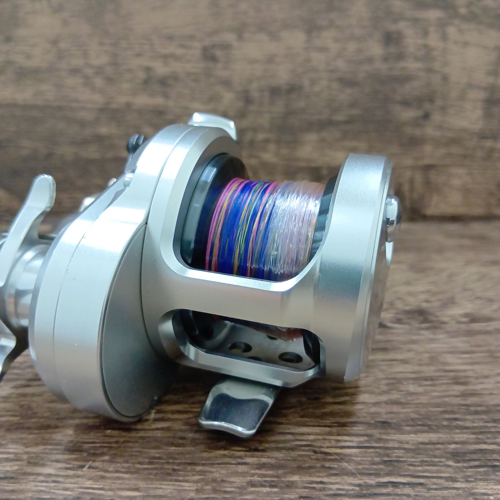 シマノ (SHIMANO) 17 オシアジガー 1500HG ベイトリール - メルカリ