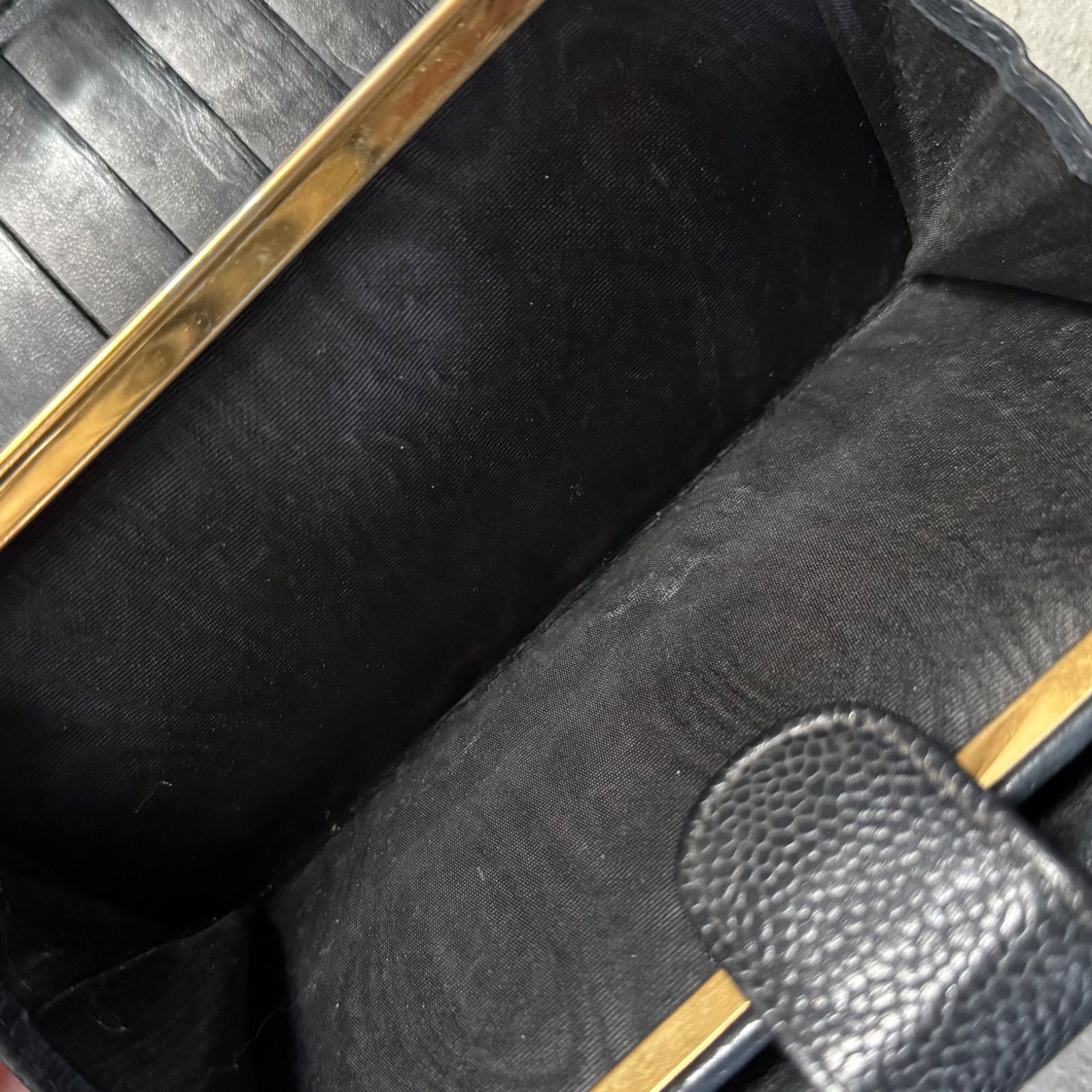 CHANEL シャネル キャビアスキン デカココ がま口 二つ折り財布