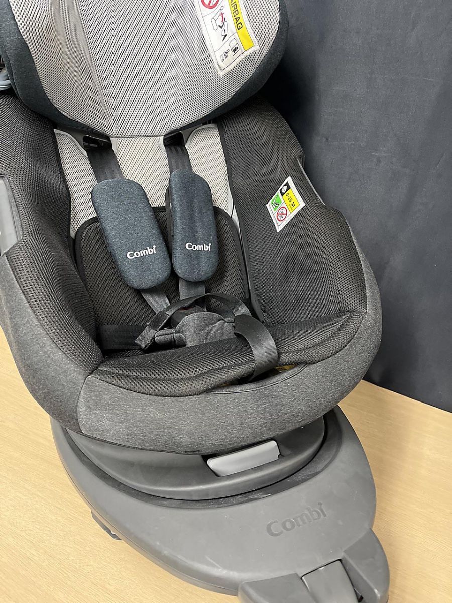 Combi THE S plus ISOFIX ZB-750 コンビ THE S plus ISOFIX エッグ