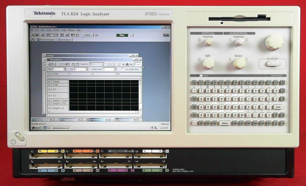 Tektronix TLA624 Portable Logic Analyzer, 136Ch B010148 - メルカリ
