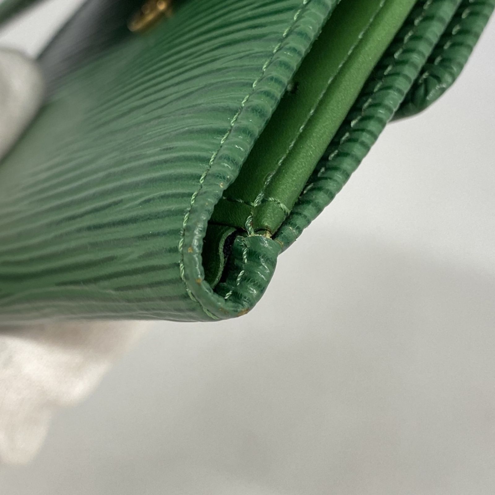 ルイ・ヴィトン(Louis Vuitton) ルイ・ヴィトン 三つ折り財布 エピ