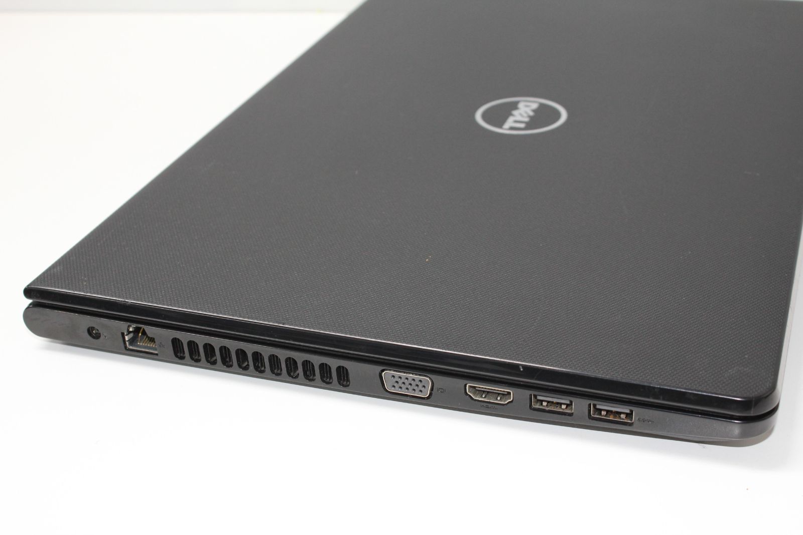 中古ノートPC】Dell〈Vostro 15（3568）〉Intel Core i3/SSD256GB