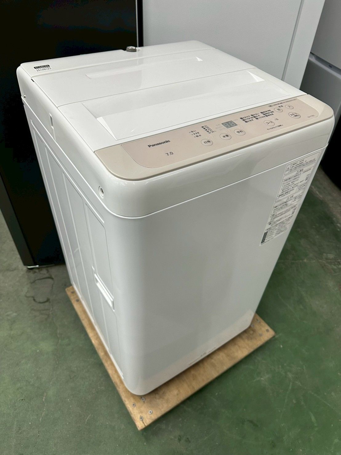 【高年式】大阪送料無料★3か月保障付★2025年★NA-F7B3★IS-1106 高年式】大阪送料無料☆3か月保障付き☆洗濯機☆パナソニック☆7kg