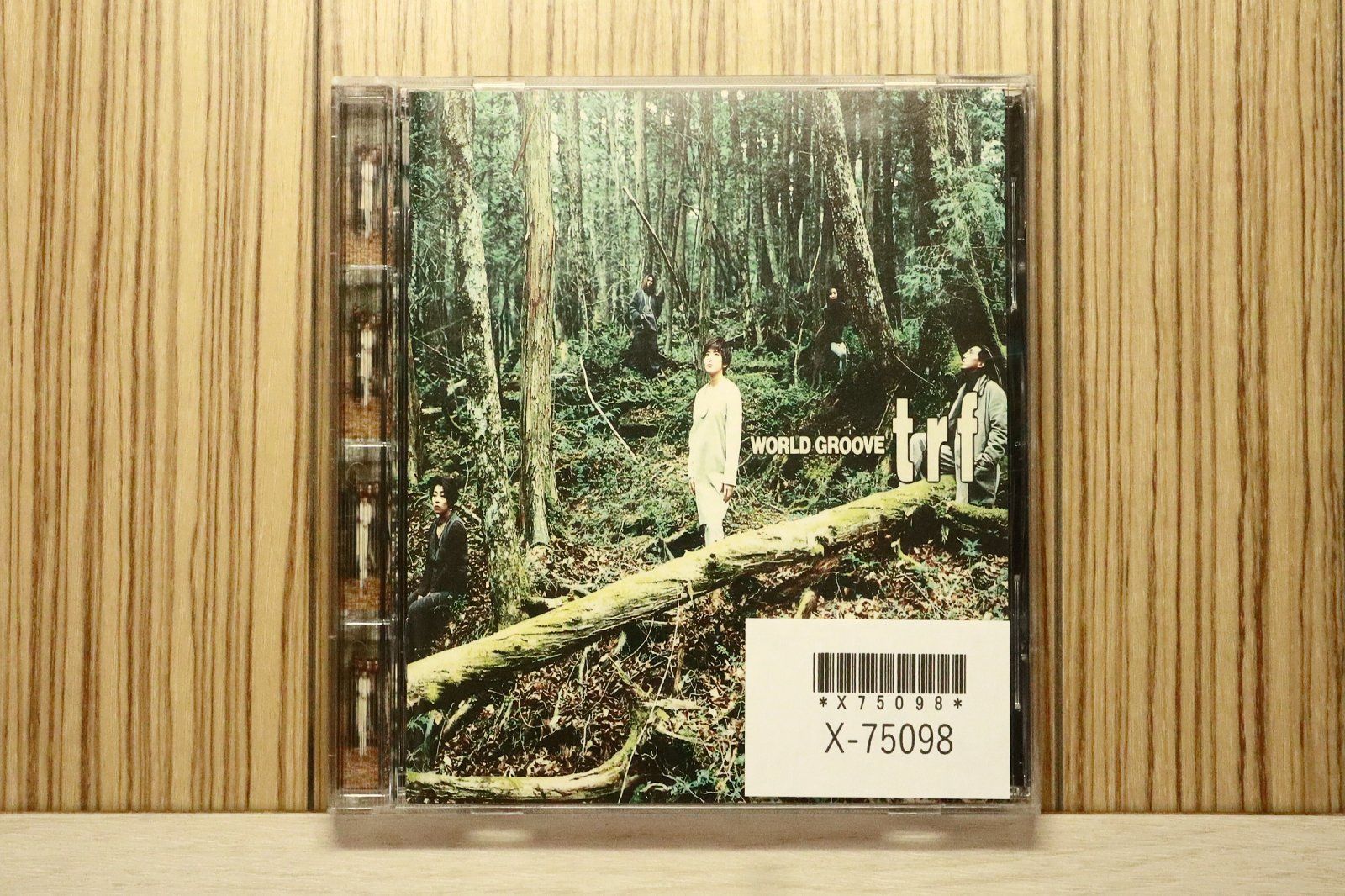 国内盤CD☆ティーアールエフ/TRF□ WORLD GROOVE 【AVCD11183