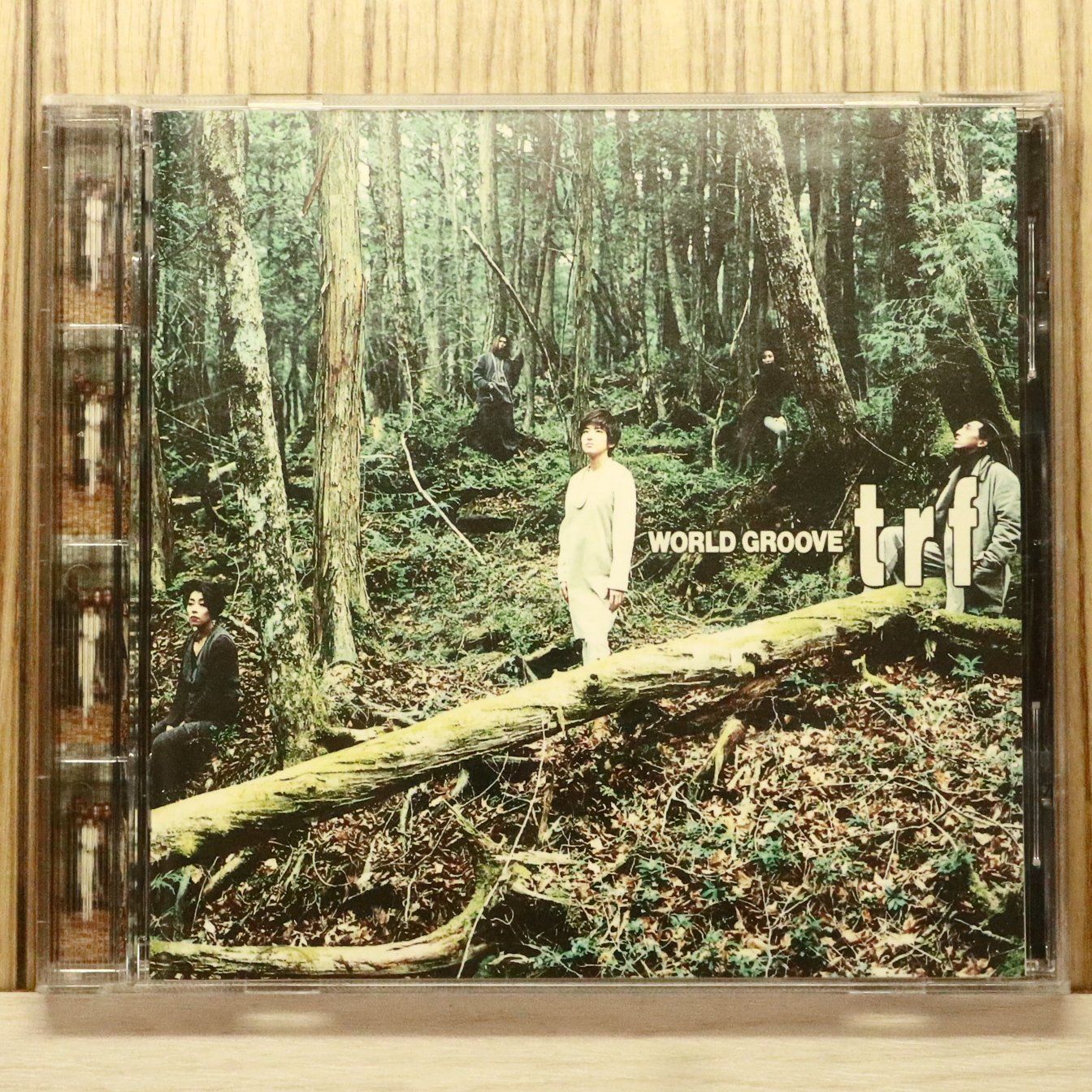 国内盤CD☆ティーアールエフ/TRF□ WORLD GROOVE 【AVCD11183