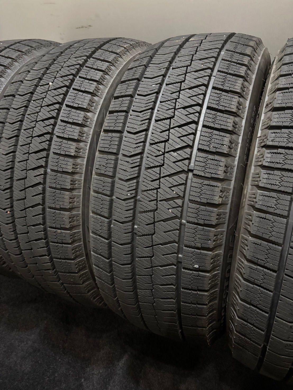 ☆215/50R17 BRIDGESTONE/VRX2 21年製 スタッドレス 4本 ブリヂストン