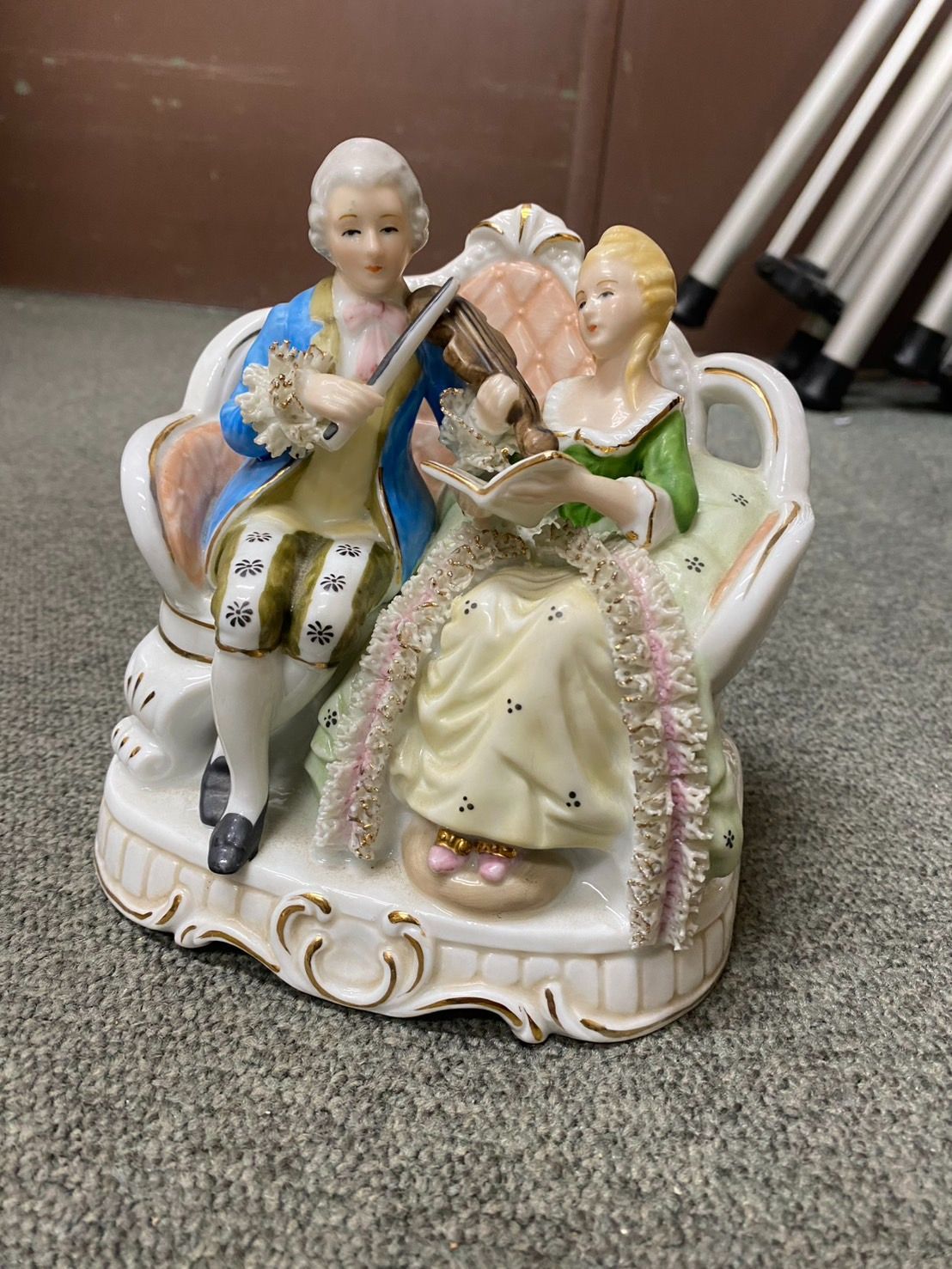 陶器 フィギュア フィギュリン 人形 置物 オブジェ ss111703 - メルカリ