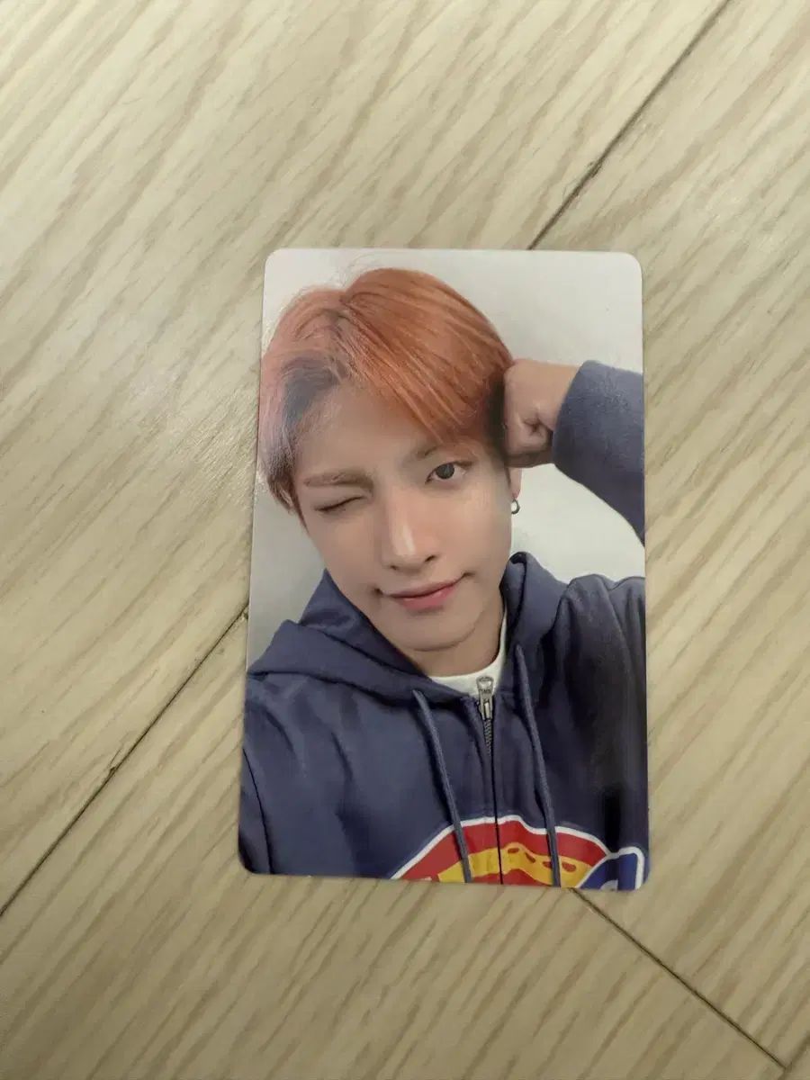 サン　アチズ　トレカ　ATEEZ エイティーズ ATEEZ アチズ エイティーズ【SAN サン トレカ&ポストカード4点セット