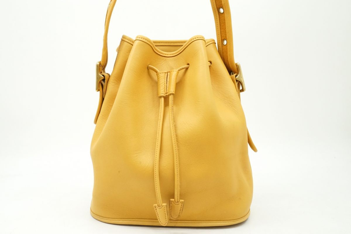 美品✨オールドコーチ　ショルダーバッグ レザー　イエロー　巾着　9952 オールド コーチ ヴィンテージ ショルダーバッグ 9952 巾着 USA製 ロゴ