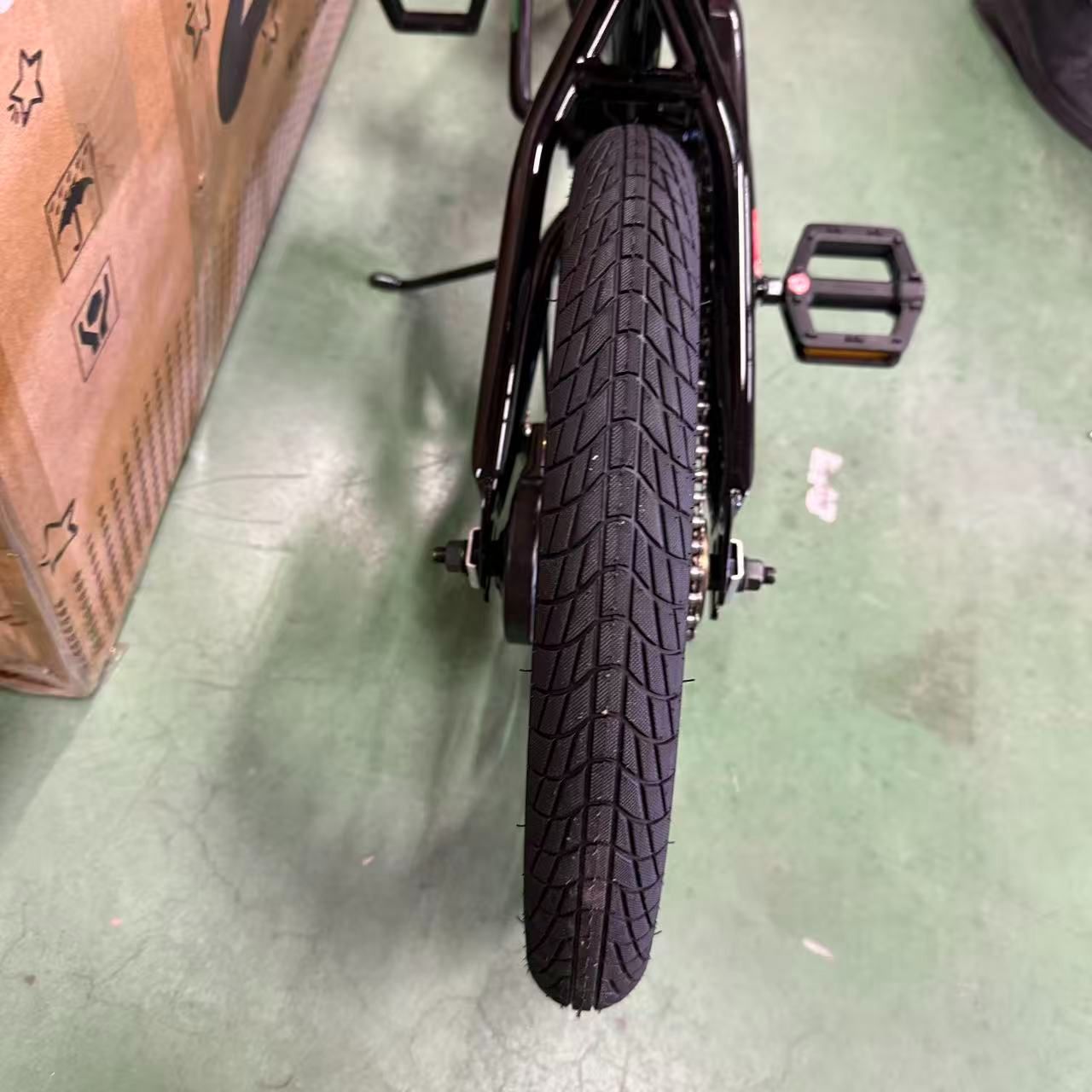 AVASTA】Gemini 16インチ子供用BMX自転車 かっこいい街乗りBMX自転車