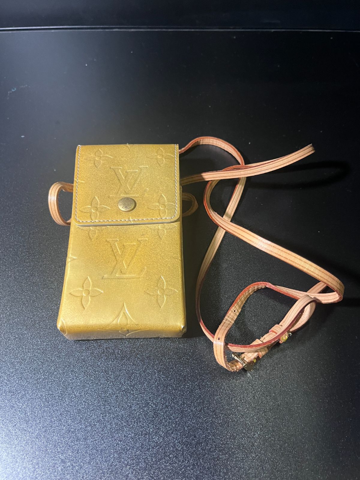 ルイヴィトン モノグラムヴェルニ シガレットケース