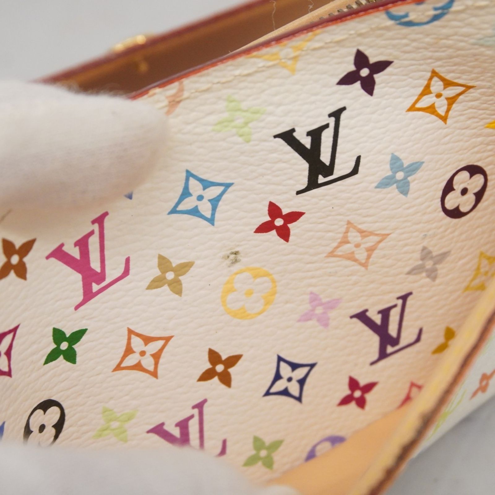 ルイヴィトン マルチカラー アレクサンドラ 三つ折り財布 C31 ルイヴィトン マルチカラー アレクサンドラ 三つ折り財布 C31