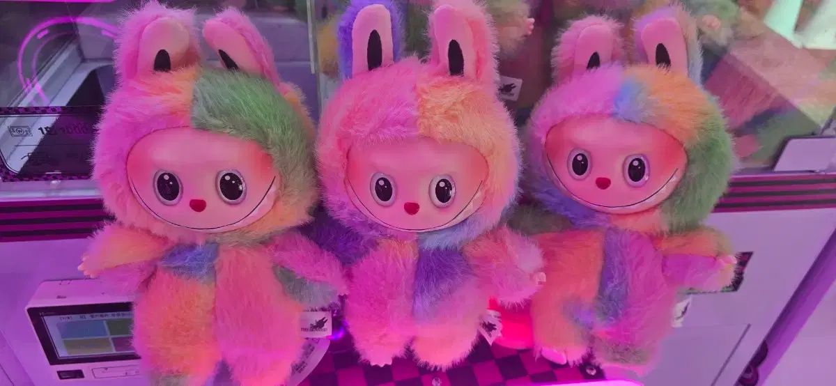 ラブブ　レインボーカラー ラブブ レインボー カラフル らぶぶ レインボー ぬいぐるみ レインボー