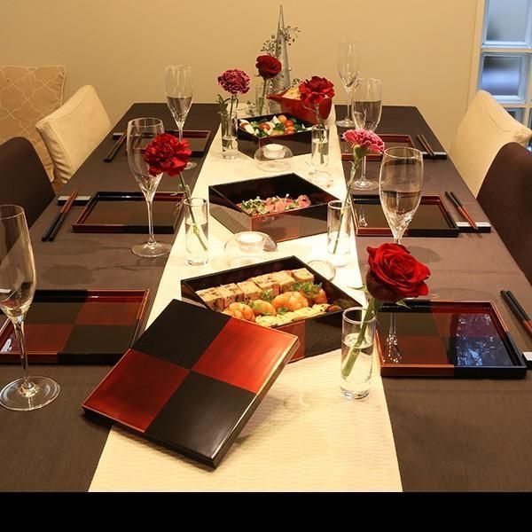 e) 山田平安堂 二段重 白檀 漆器 宮内庁御用達 6寸 3～4人用 重箱