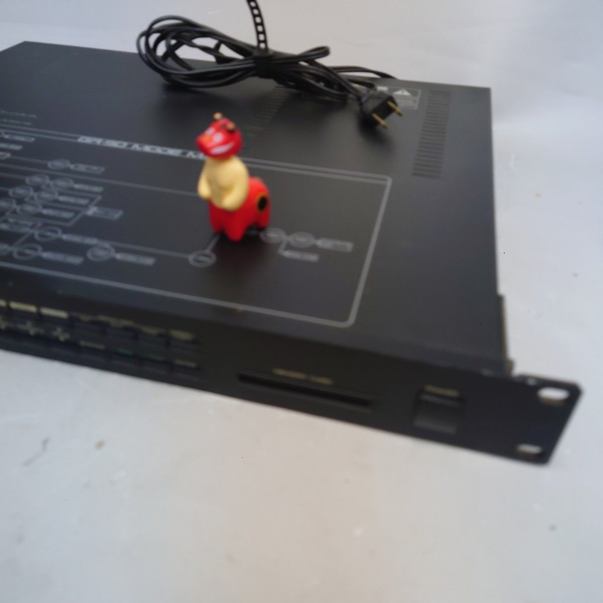 Roland GR-50 Guitar Synthesizer 動作品 本体のみ ギターシンセ音源