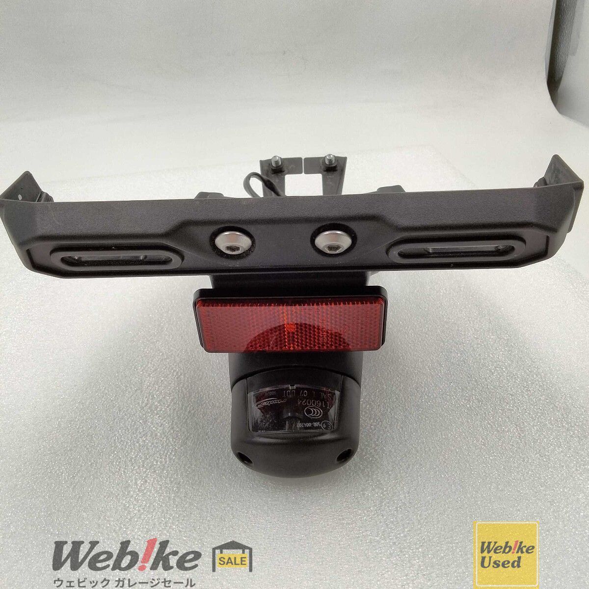 CBX400F　純正　リアフェンダー　リヤフェンダー　中古 カワサキ純正中古パーツ Ninja400 リアフェンダー 35019-0639