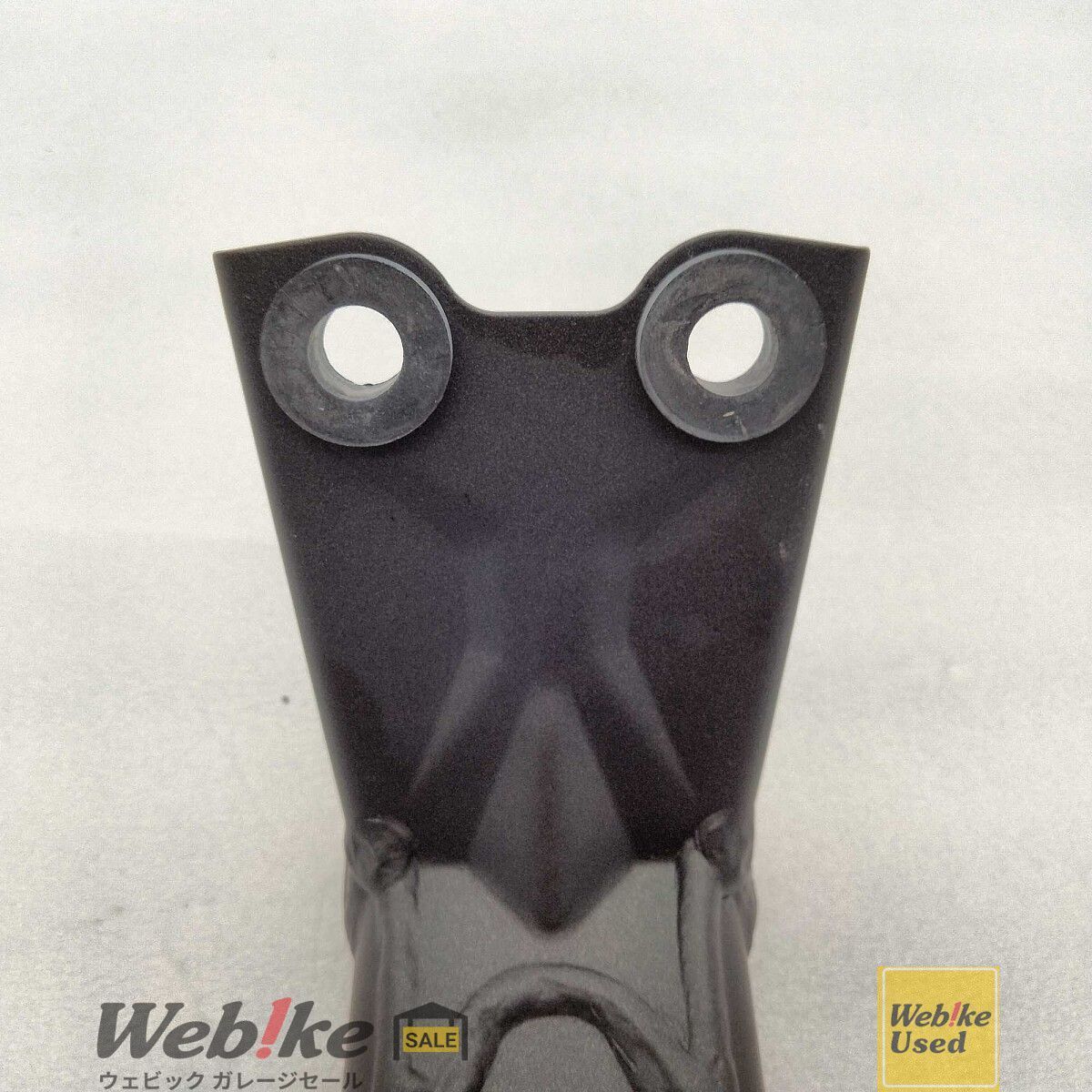 カワサキ純正中古パーツ ZX-25R リアフェンダー ブラケット 11057-2915