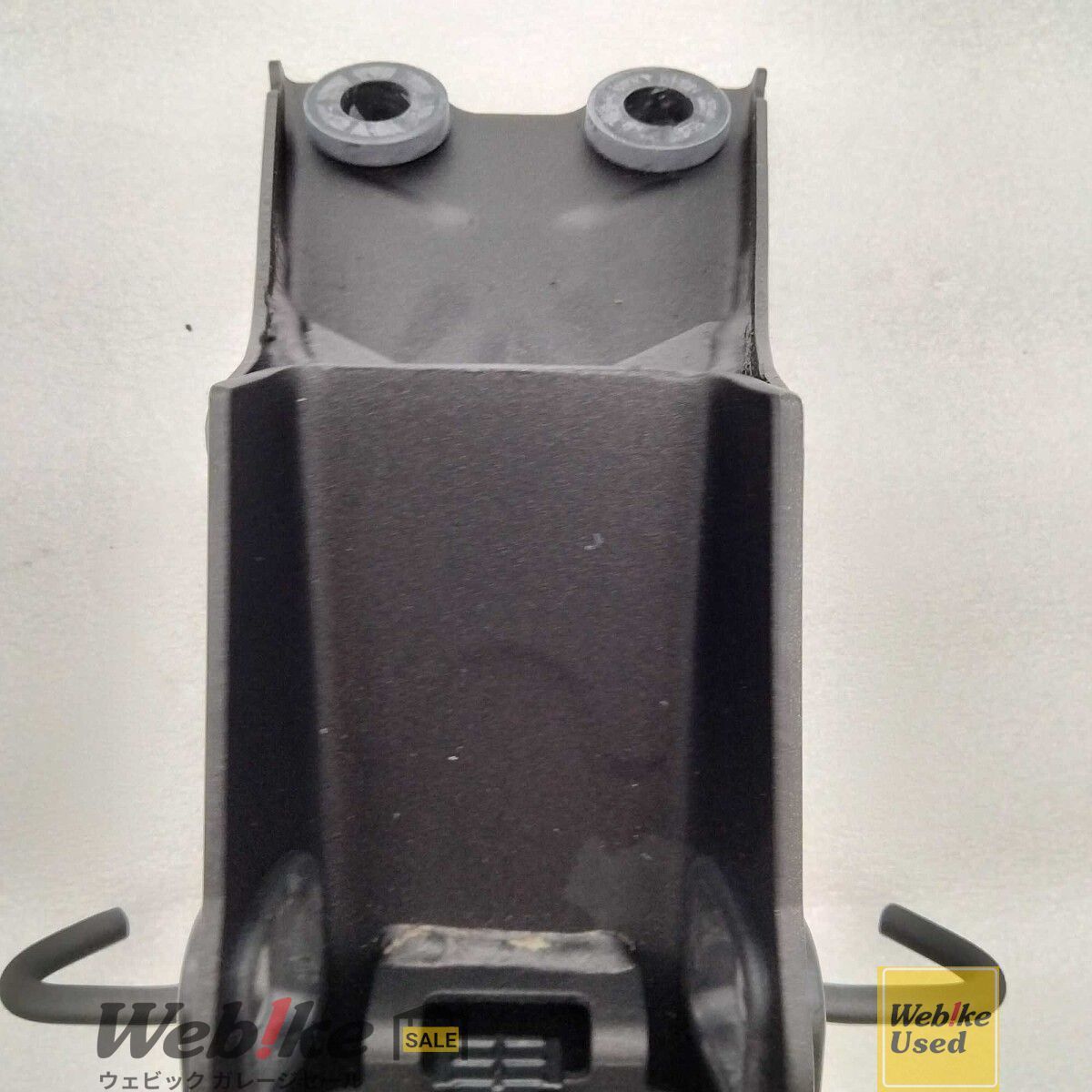 カワサキ純正中古パーツ ZX-25R リアフェンダー ブラケット 11057-2915