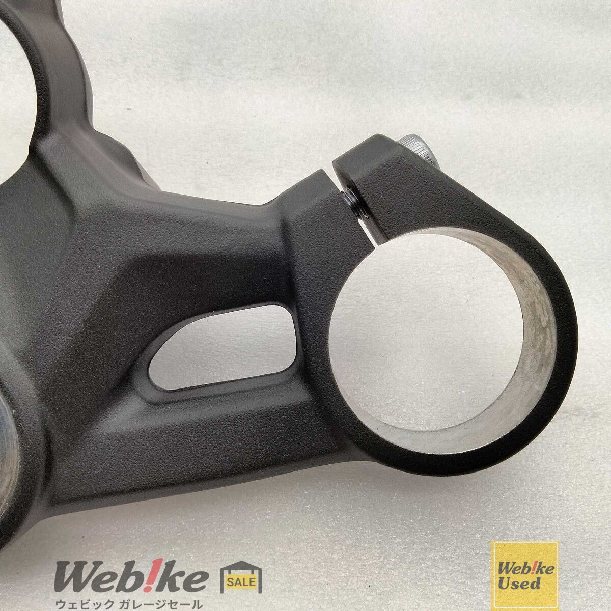 カワサキ純正中古パーツ ZX-25R フォークアッパホルダ 44039-0196