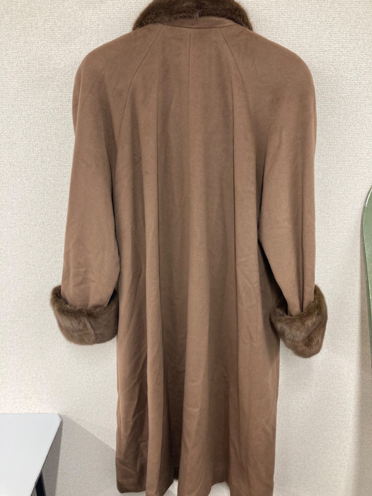 1 エンバ EMBA カシミヤ ミンクファー付き ロングコート【ファッション