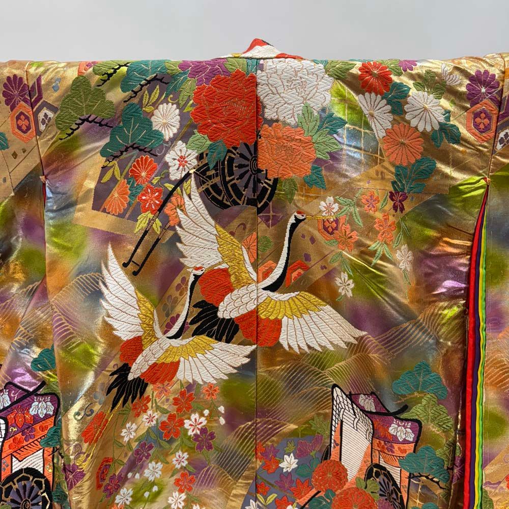 色打掛 正絹 鶴 刺繍 金 打掛 花嫁衣裳 婚礼 リサイクル 中古