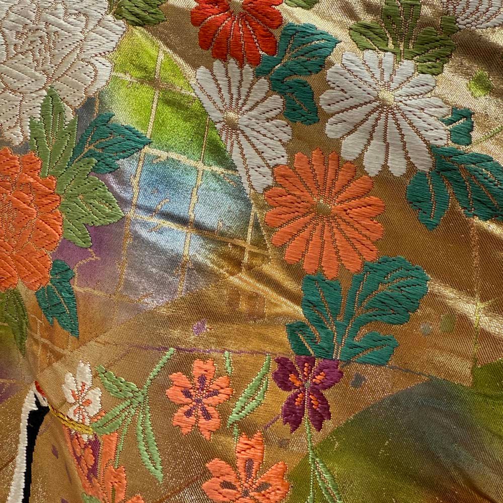 色打掛 正絹 鶴 刺繍 金 打掛 花嫁衣裳 婚礼 リサイクル 中古