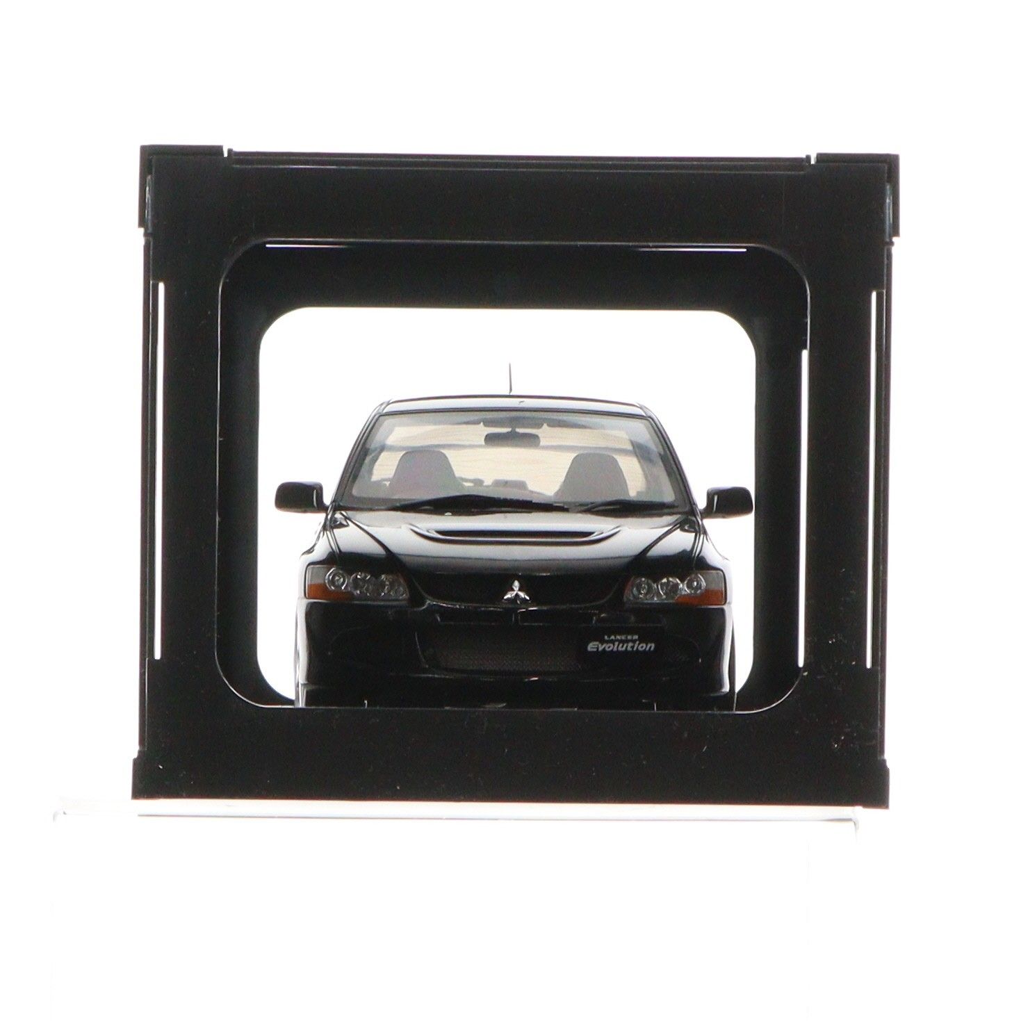 1/18 三菱 ランサーエボリューションVIII(ブラック) 完成品 ミニカー