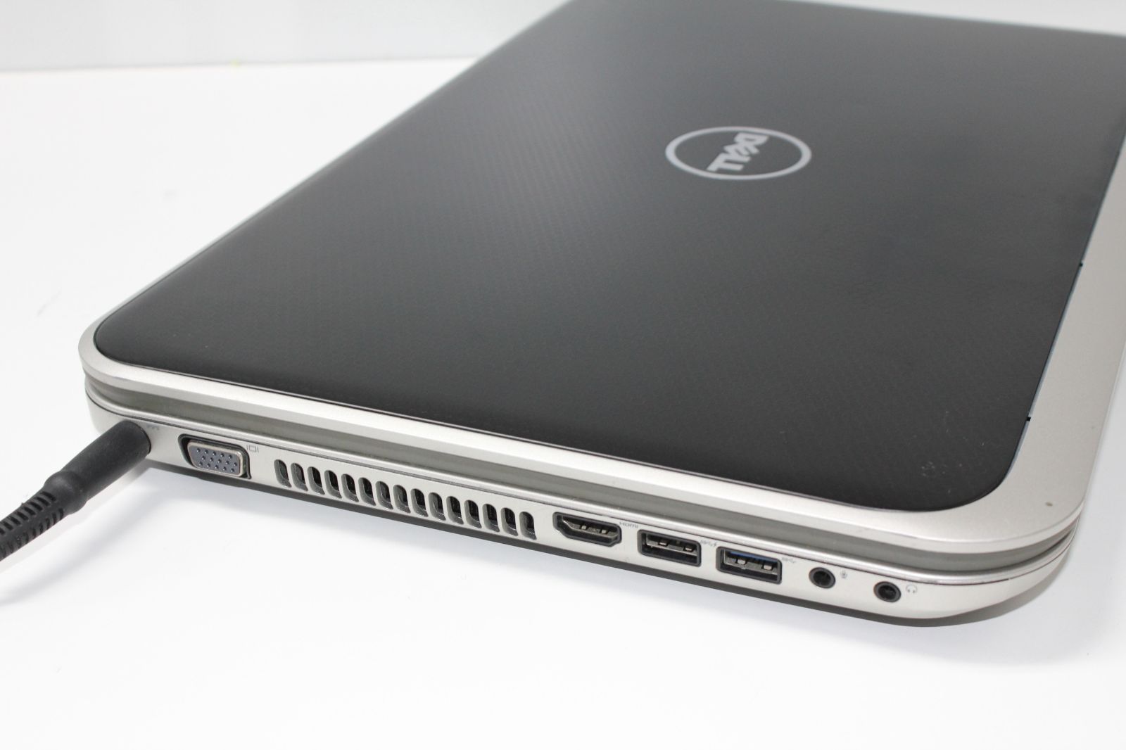 中古】Dell Inspiron 15R i7/SSD256GB/8GB- メルカリ