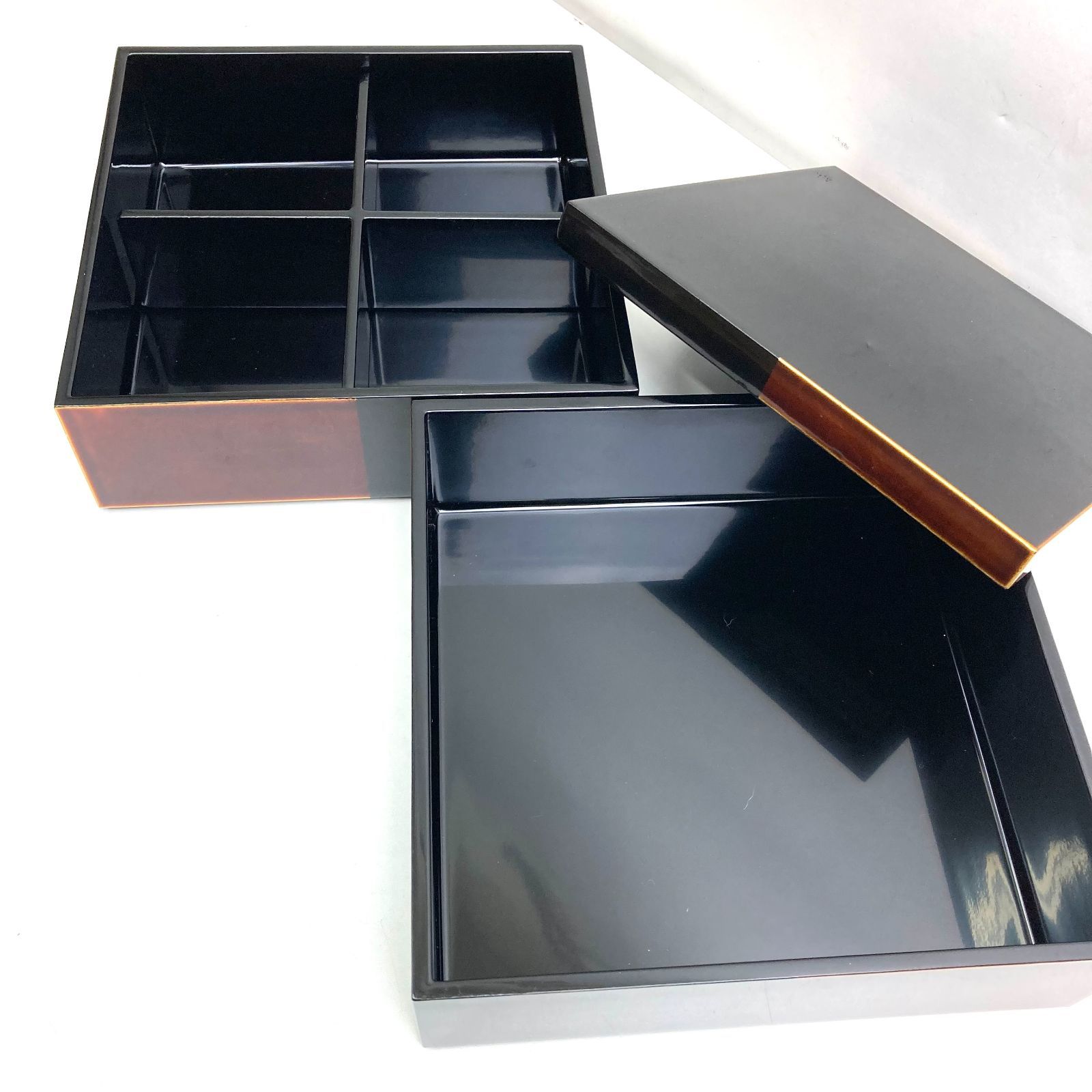 e) 山田平安堂 二段重 白檀 漆器 宮内庁御用達 6寸 3～4人用 重箱