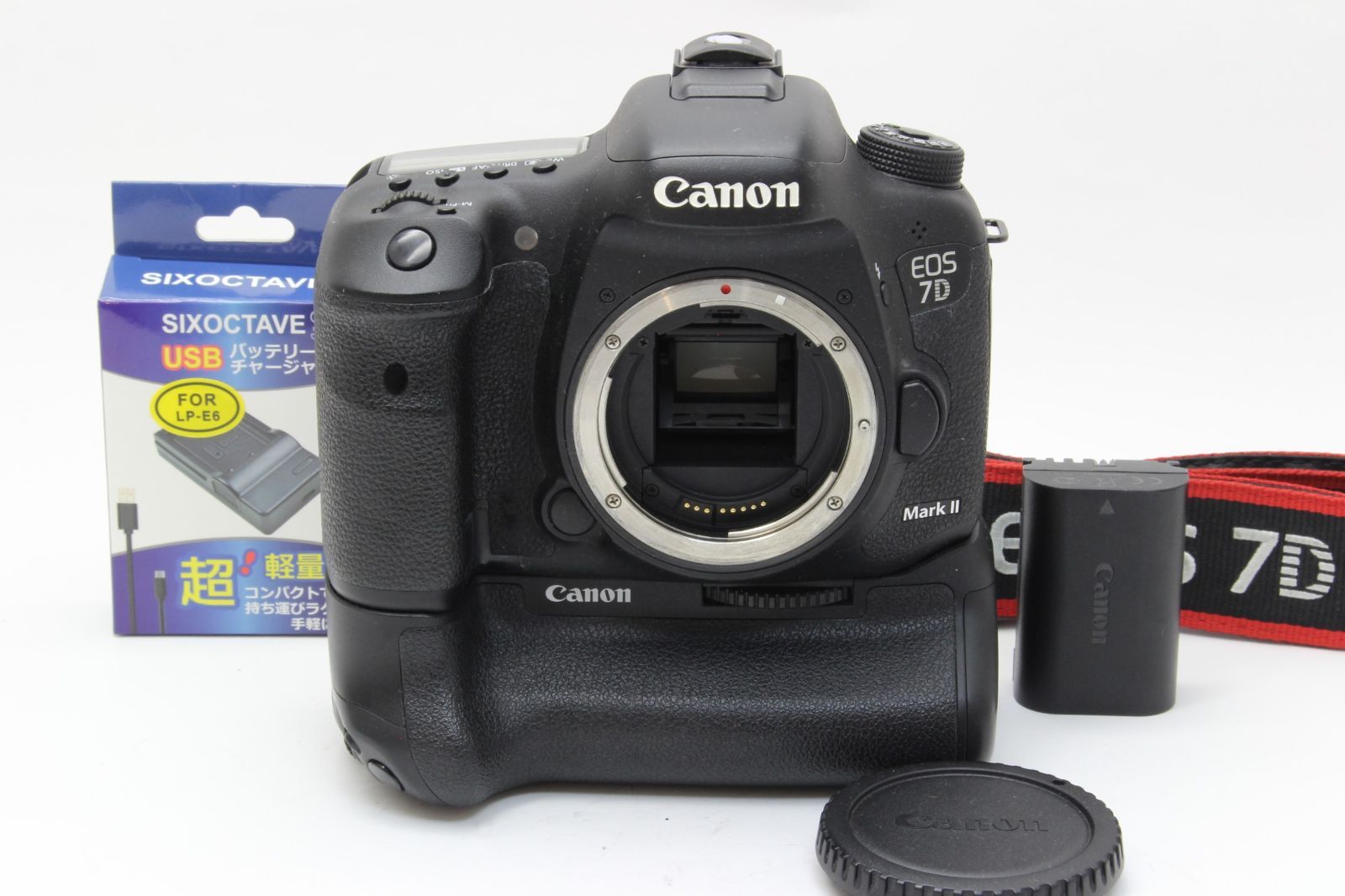 AB (良品) Canon キヤノン EOS 7D Mark II 2 ボディ バテグリBG-E16