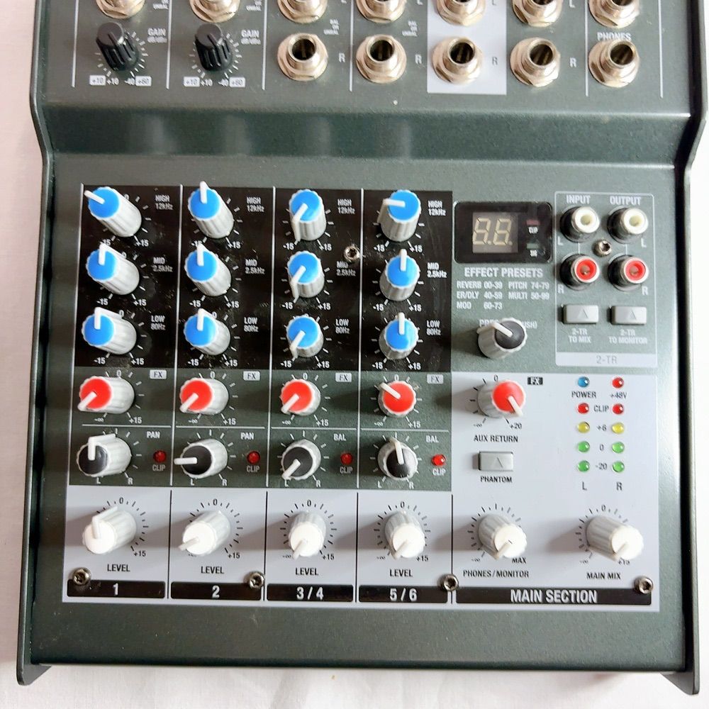 極美品】CLASSIC PRO AM602FX コンパクト・アナログミキサーコンパクト