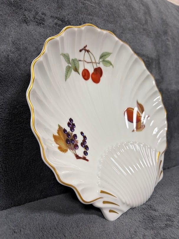 ☆ ROYAL WORCESTER ロイヤルウースター イヴシャム Evesham シェル型
