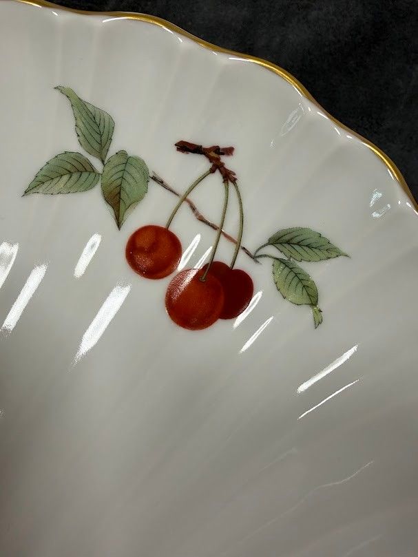 ☆ ROYAL WORCESTER ロイヤルウースター イヴシャム Evesham シェル型