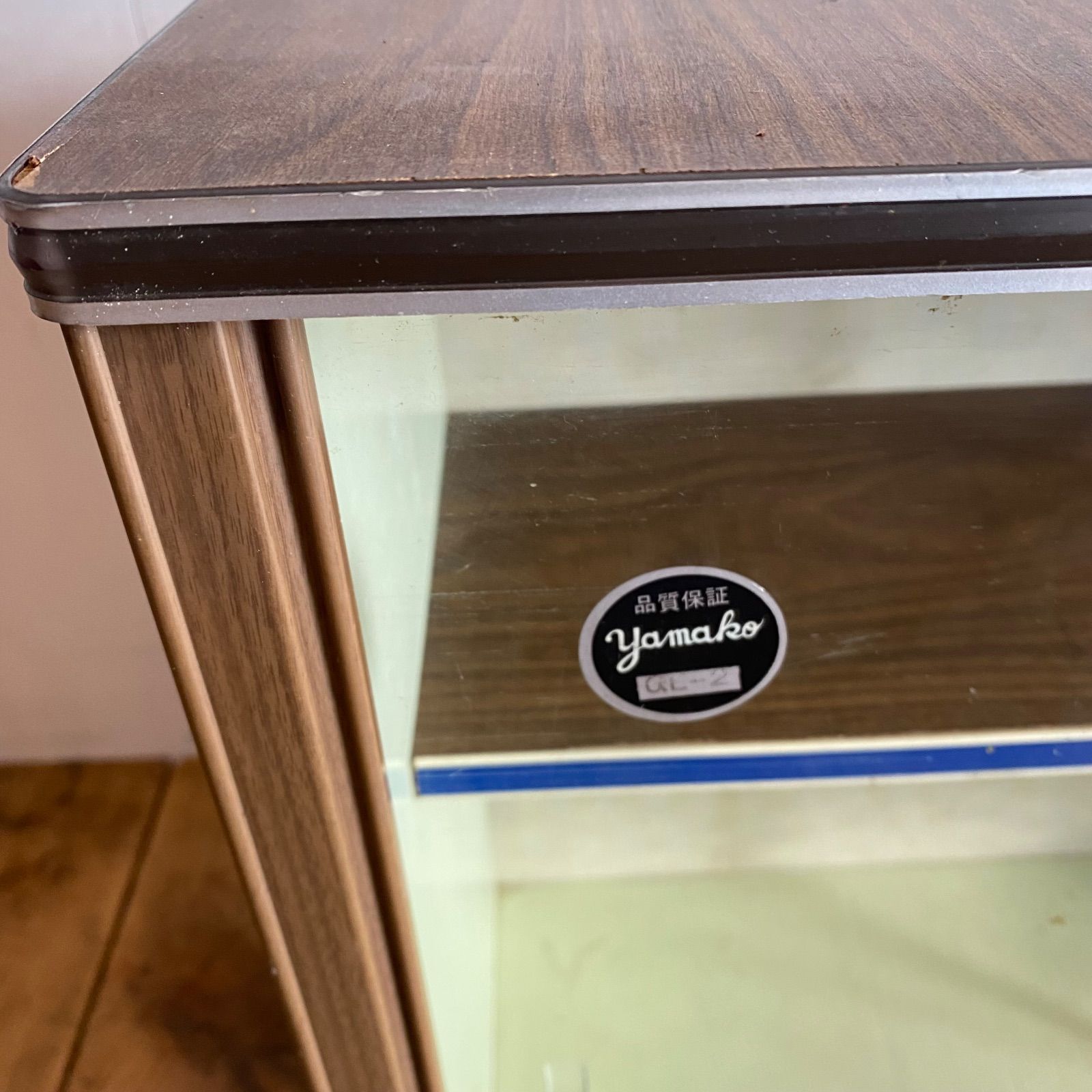 ヴィンテージ 古家具 古道具 ガラスケース 壁掛け ショーケース 引き戸