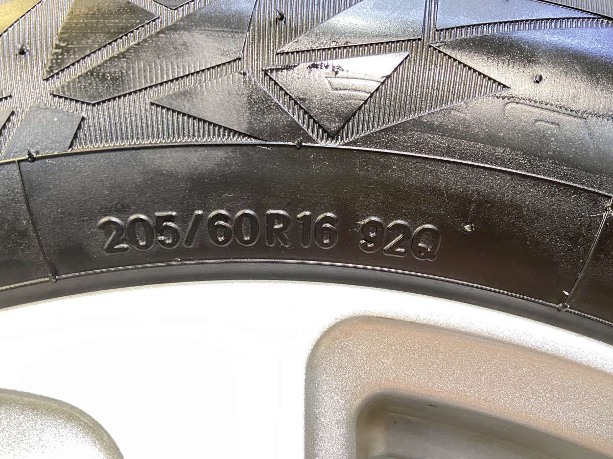 205/60R16 トーヨータイヤ オブザーブ GIZ2 BALMINUM 16x6.5 48 114.3