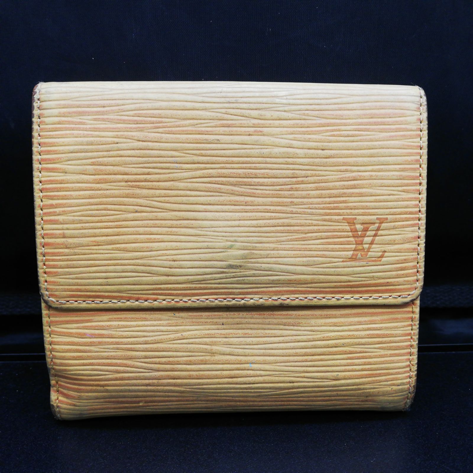 ルイヴィトン エピ Wホック財布