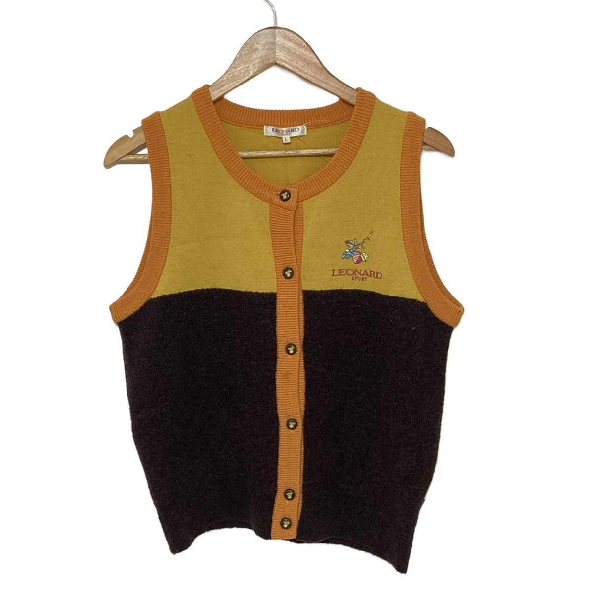 新品 LEONARD SPORT ノースリーブ ベスト フード付き 44 新品 LEONARD SPORT ノースリーブ ベスト フード付き 44 新品 LEONARD