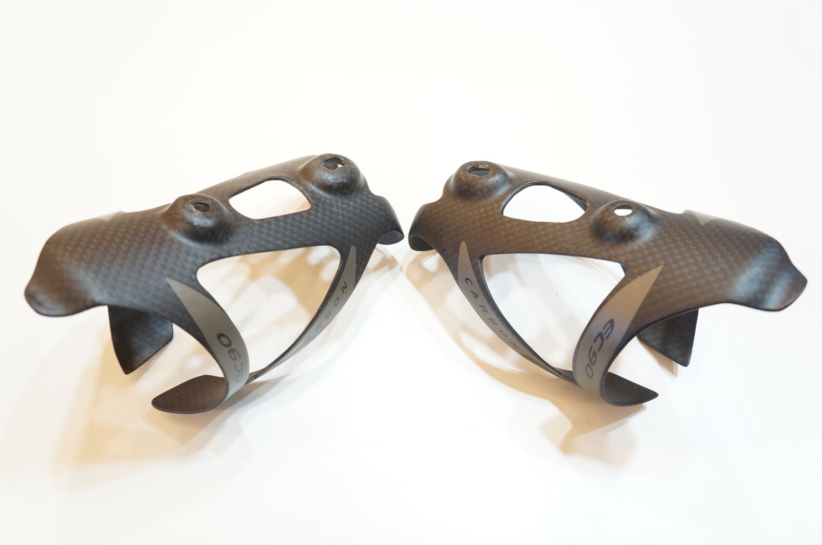 ENVE エンヴィカーボンボトルケージ 2個 ENVE CARBON BOTTLE CAGE