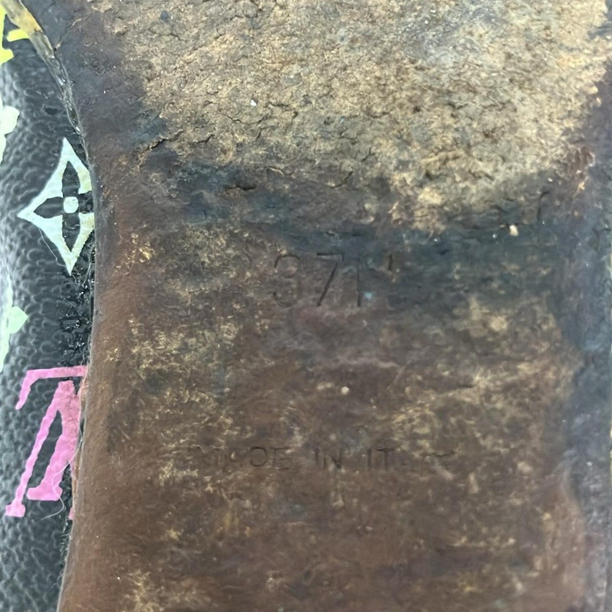 LOUIS VUITTON(ルイヴィトン) フラットシューズ 37 レディース - 黒