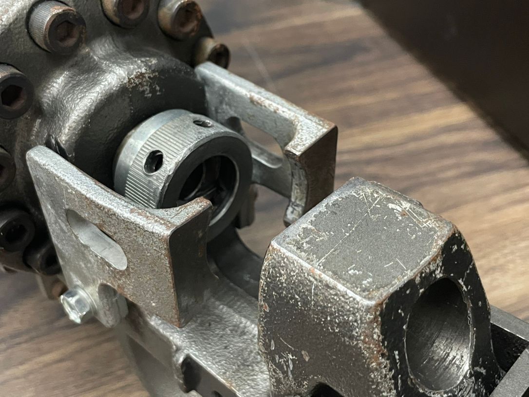 〇〇【中古】 イクラ ISK-MP920F ミニパンチャー 100V 育良 【ハンズ