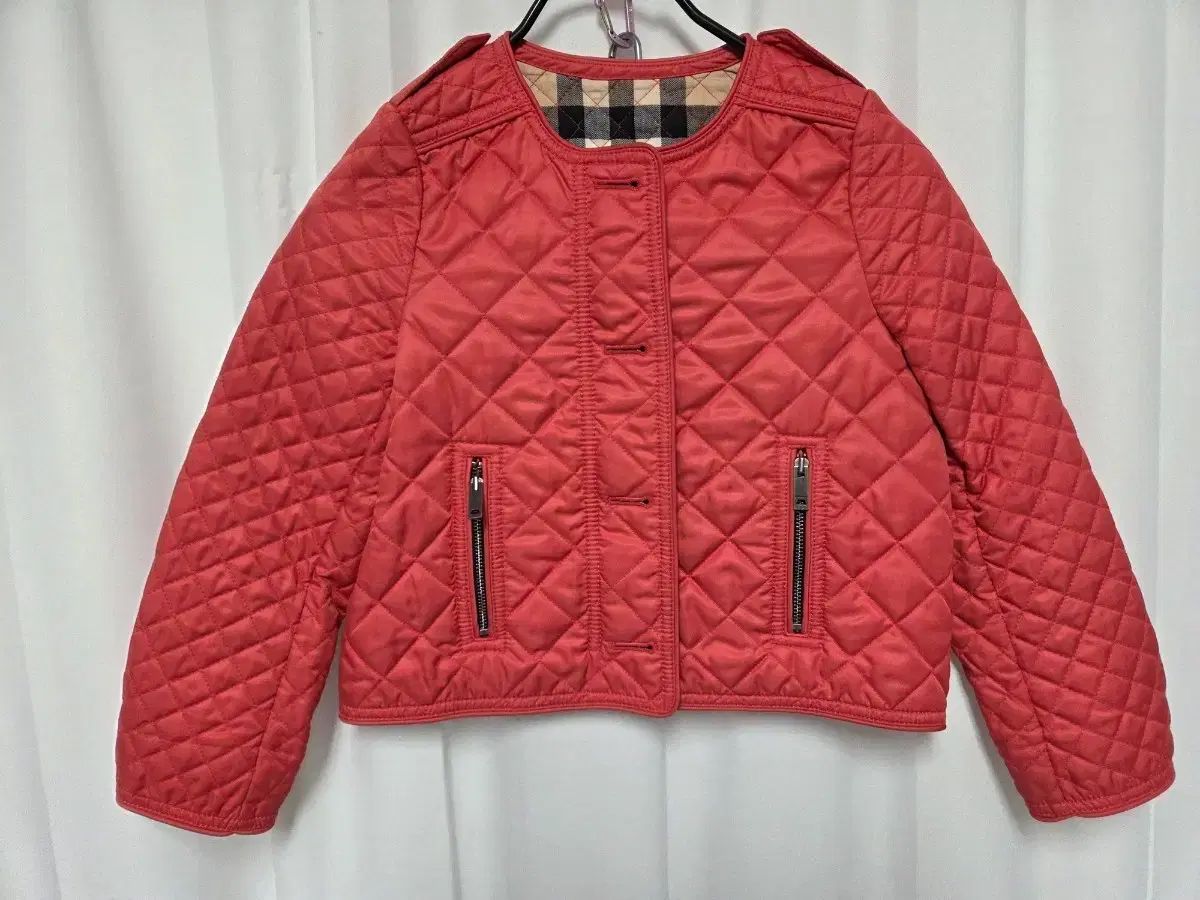 バーバリー レッド キルティング ジャケット 6Y (116cm) - メルカリ