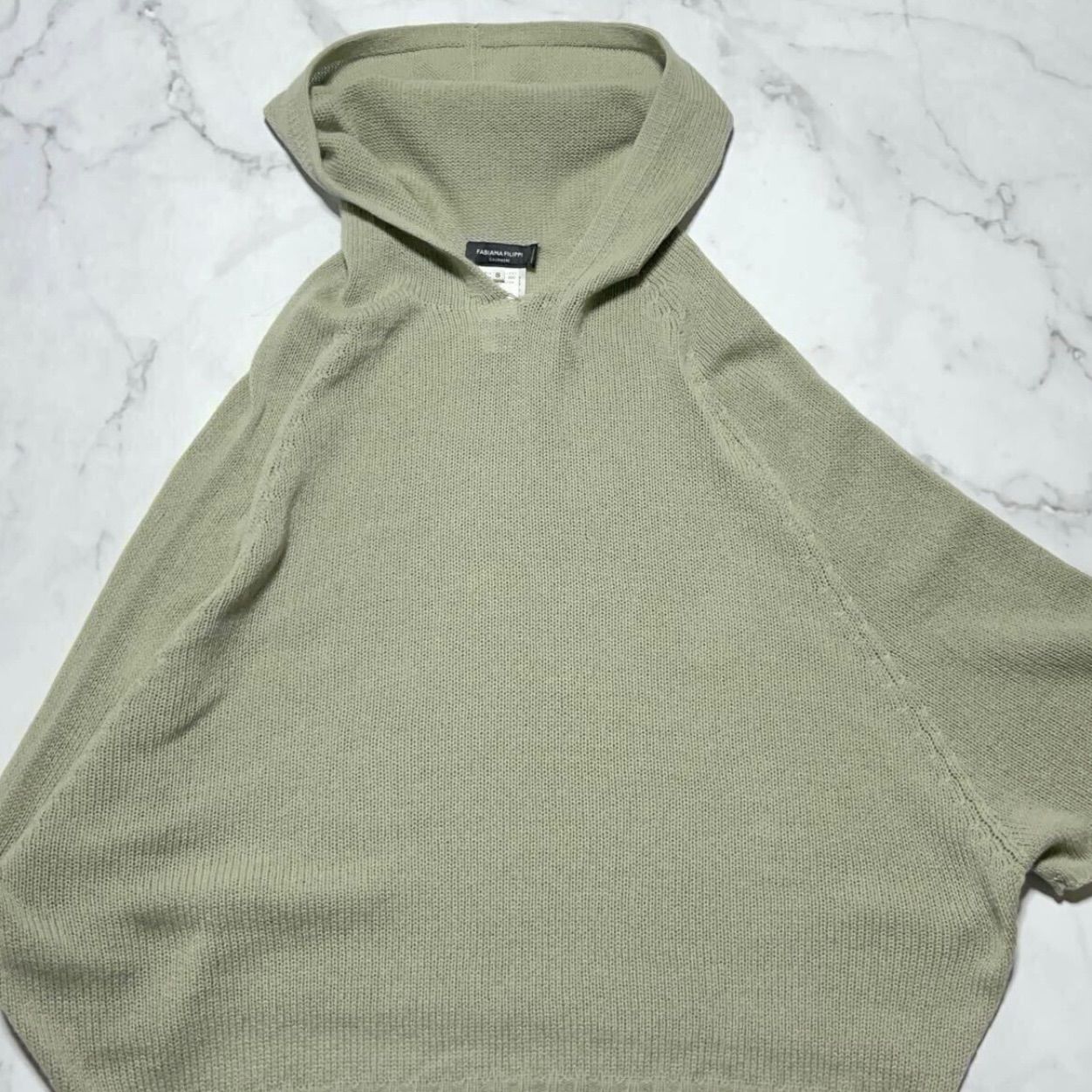 ファビアナフィリッピ　カシミア100%ニット 美品 ファビアナフィリッピ FABIANA FILIPPI カシミヤ100% 近年モデル