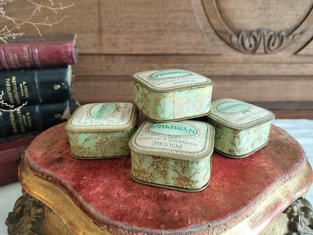 フランス アンティーク 素敵な パウダーケース Nymphea Paris 紙箱 美