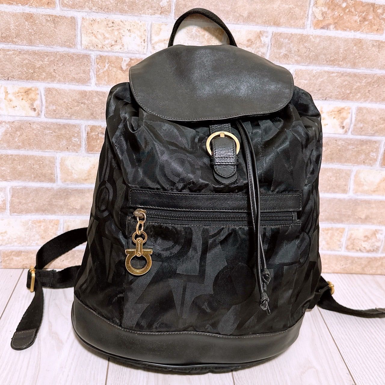 美品) Ferragamo(フェラガモ)リュック バックパック ナイロン 