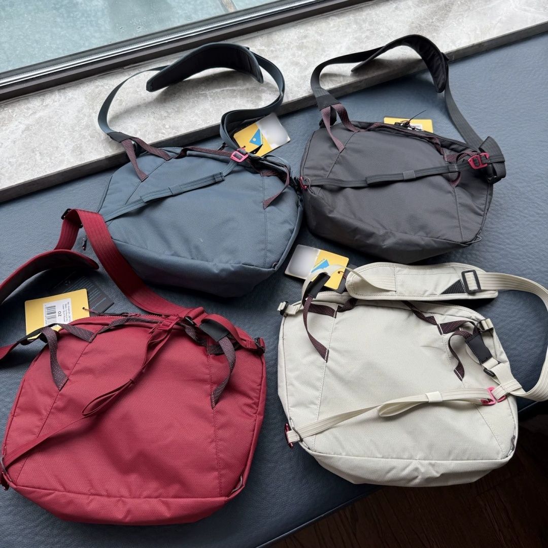 Klättermusen クレッタルムーセン Gaut Messenger Bag 8L