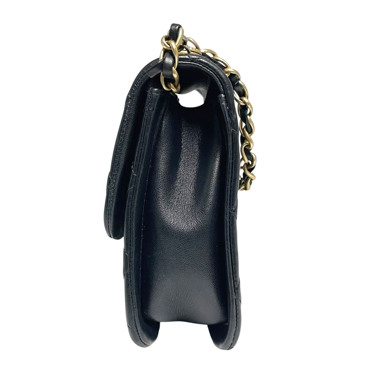 CHANELキルティング　マトラッセ チェーン ショルダーバッグ ラムスキン 中古】 CHANEL シャネル マトラッセ チェーンショルダー ラムスキン