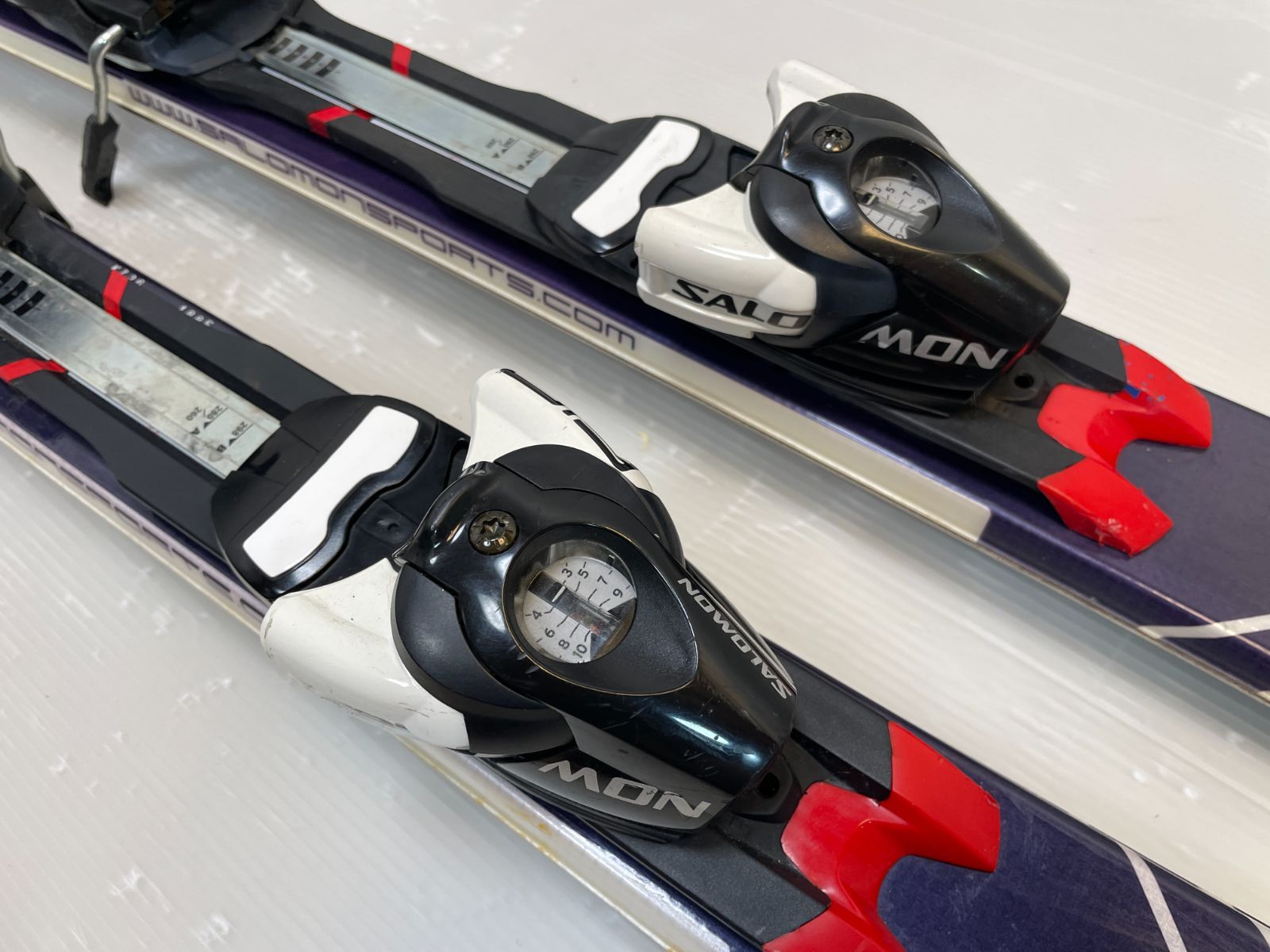 【美品】SALOMON XWING 162cm スキー板 ビンディング付き SALOMON XWING 162cm スキー板 ビンディング付き スキー