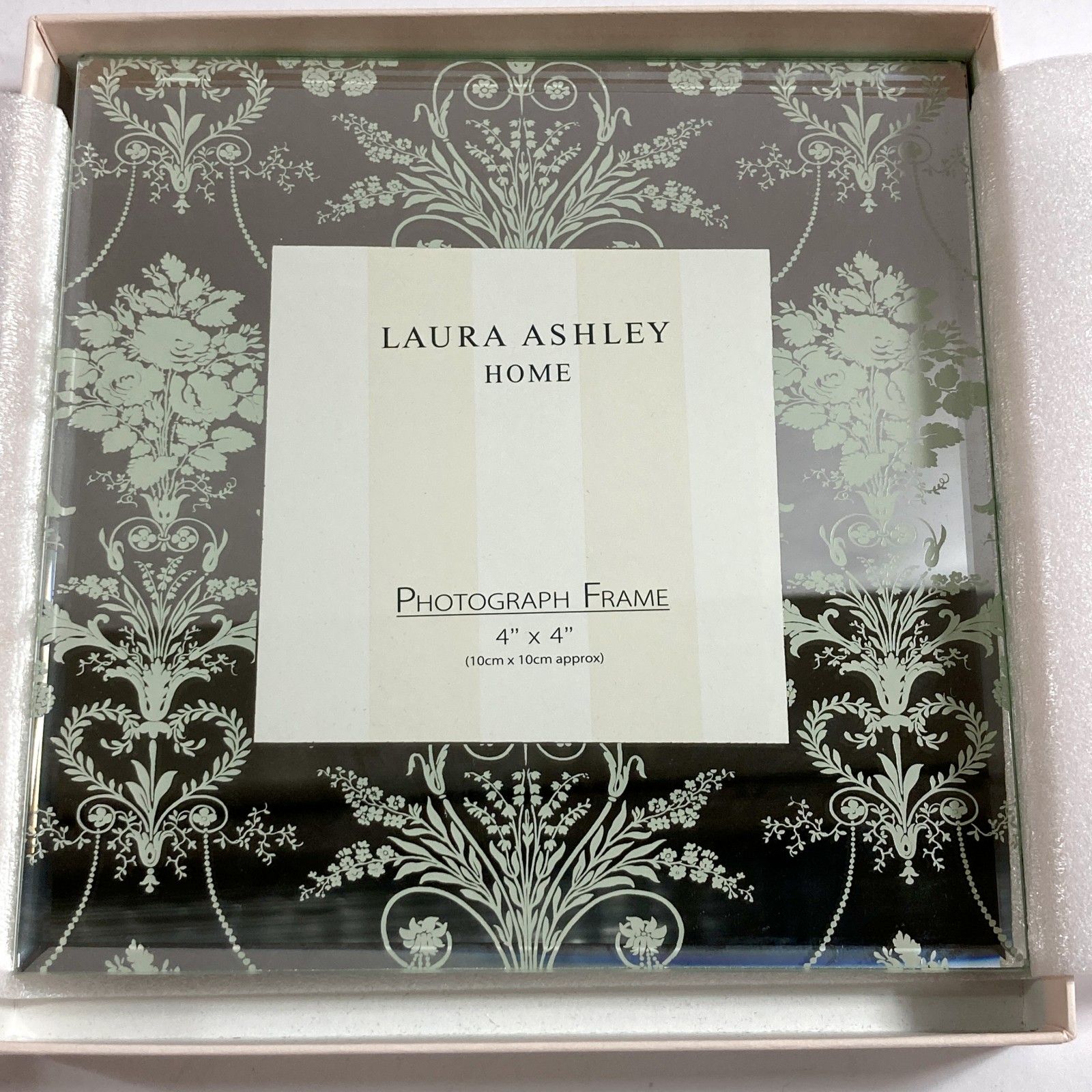 ⑤ LAURA ASHLEY フォトフレーム 未使用 箱あり ☆ フォトフレーム 3点 まとめ商品 LAURA ASHLEY ペアヘッド