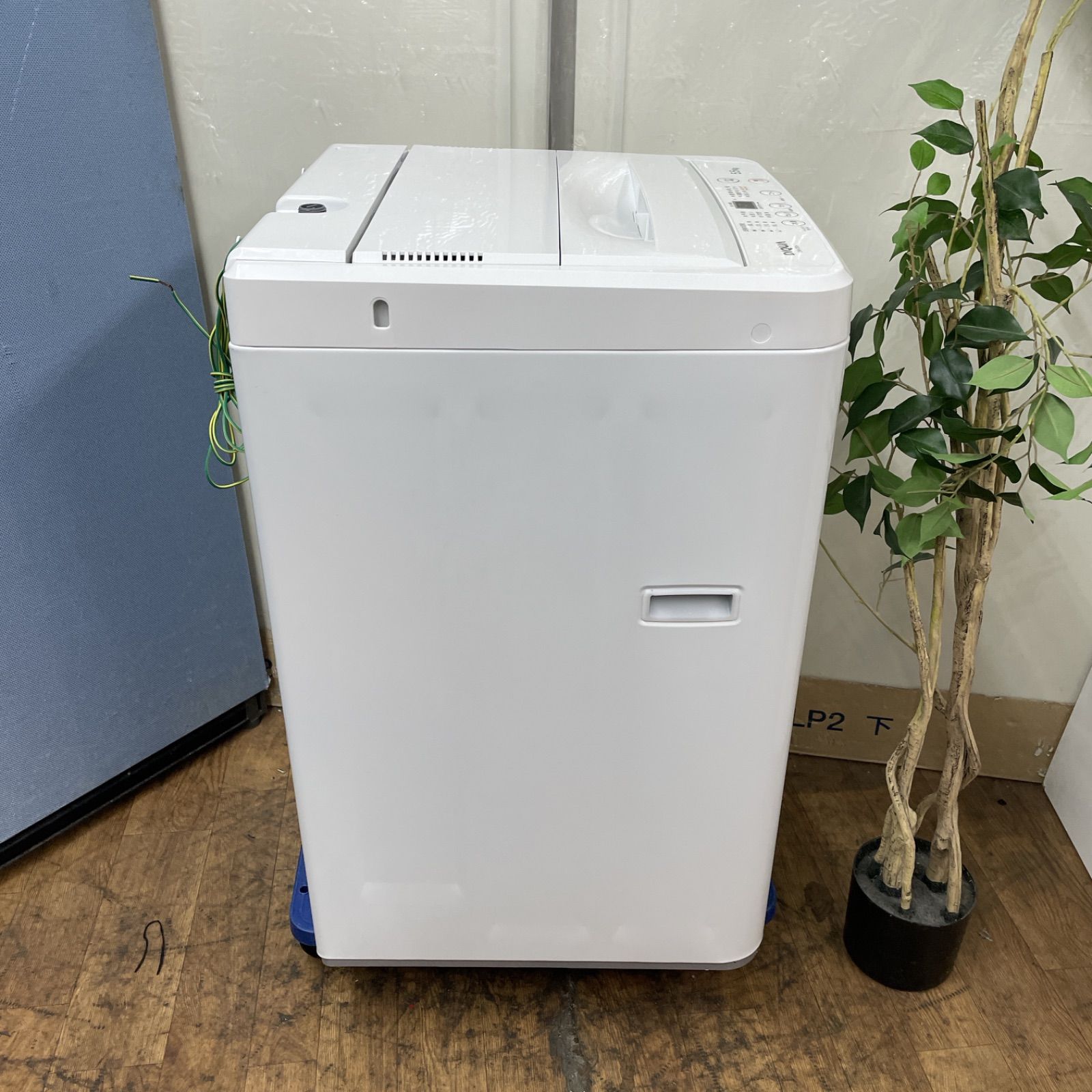 R522 ☀️ 名古屋市近郊配送設置無料！ 2025年製の高年式♪ DIQUA 洗濯 